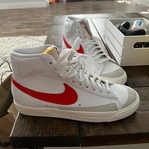 Womens Nike Blazer Mid 77